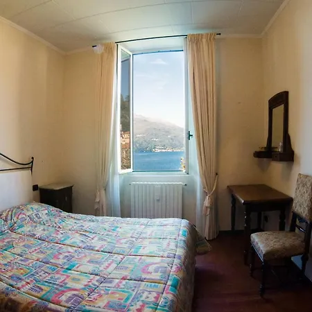 فيلة Varenna Villa فارينا