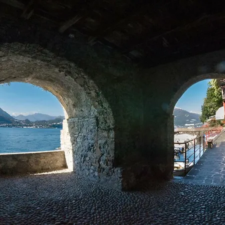 Varenna Villa فيلة