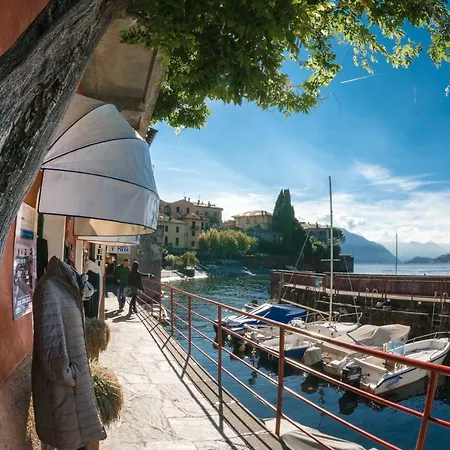 Varenna Villa فيلة *